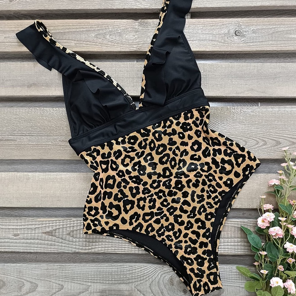SPORLIKE Women One Piece Swimsuit V-Neck Ruffle Bathing Suit Padded Monokini